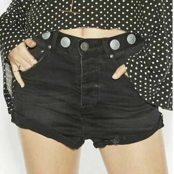 One Teaspoon Pants - One teaspoon black short